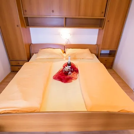 Dunja Piric Διαμέρισμα *