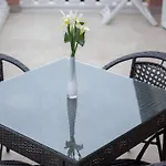 Dunja Piric Apartment Lopar
