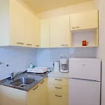 Apartment Dunja Piric *