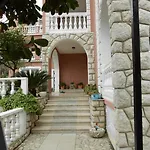 Dunja Piric Apartment *