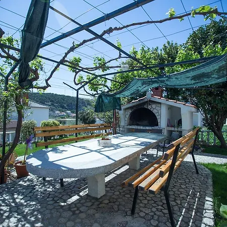 Apartment Dunja Piric *