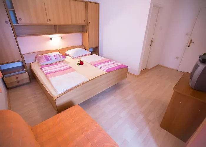 Apartment Dunja Piric Lopar