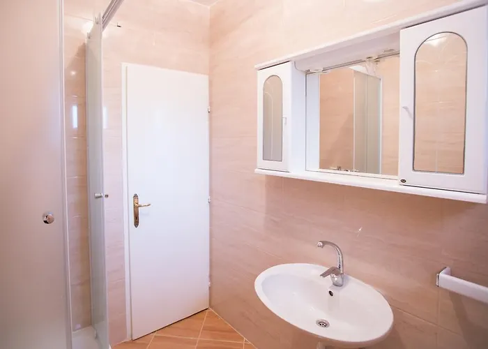 Dunja Piric Apartament Lopar