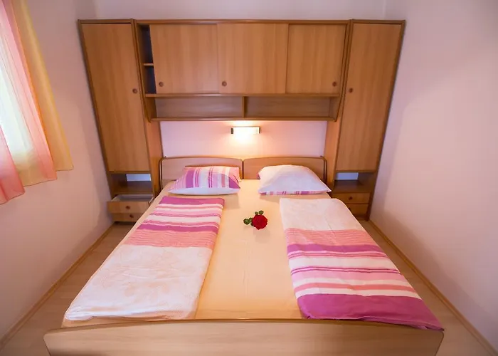 Dunja Piric Apartment *