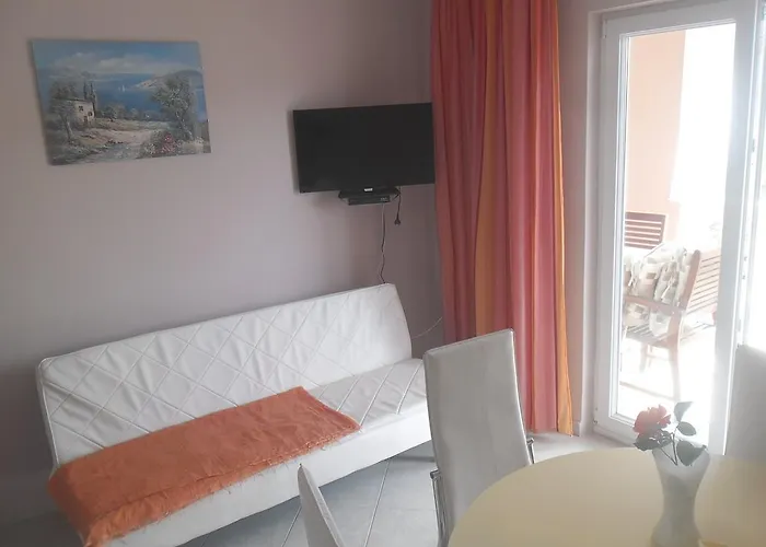 Apartment Dunja Piric *
